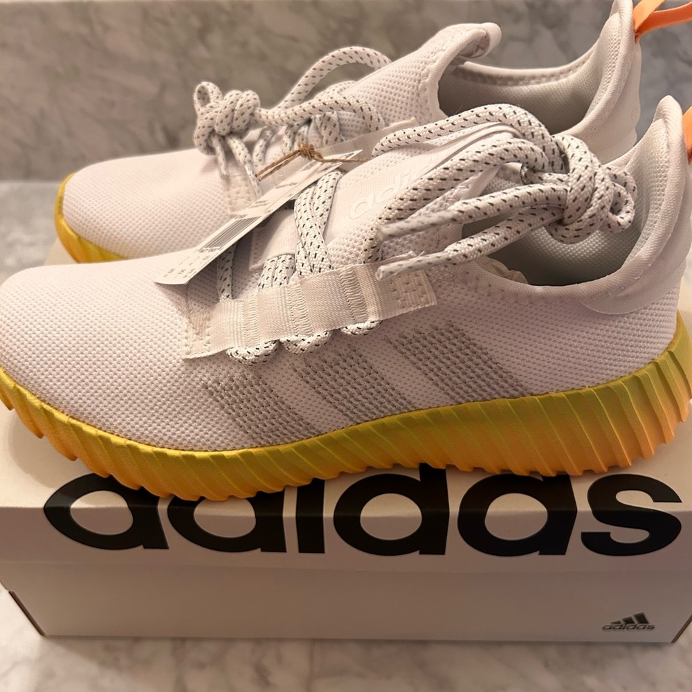 NWT Adidas women’s Kaptir Flow Shoes in size 8.5 - white/hazy orange